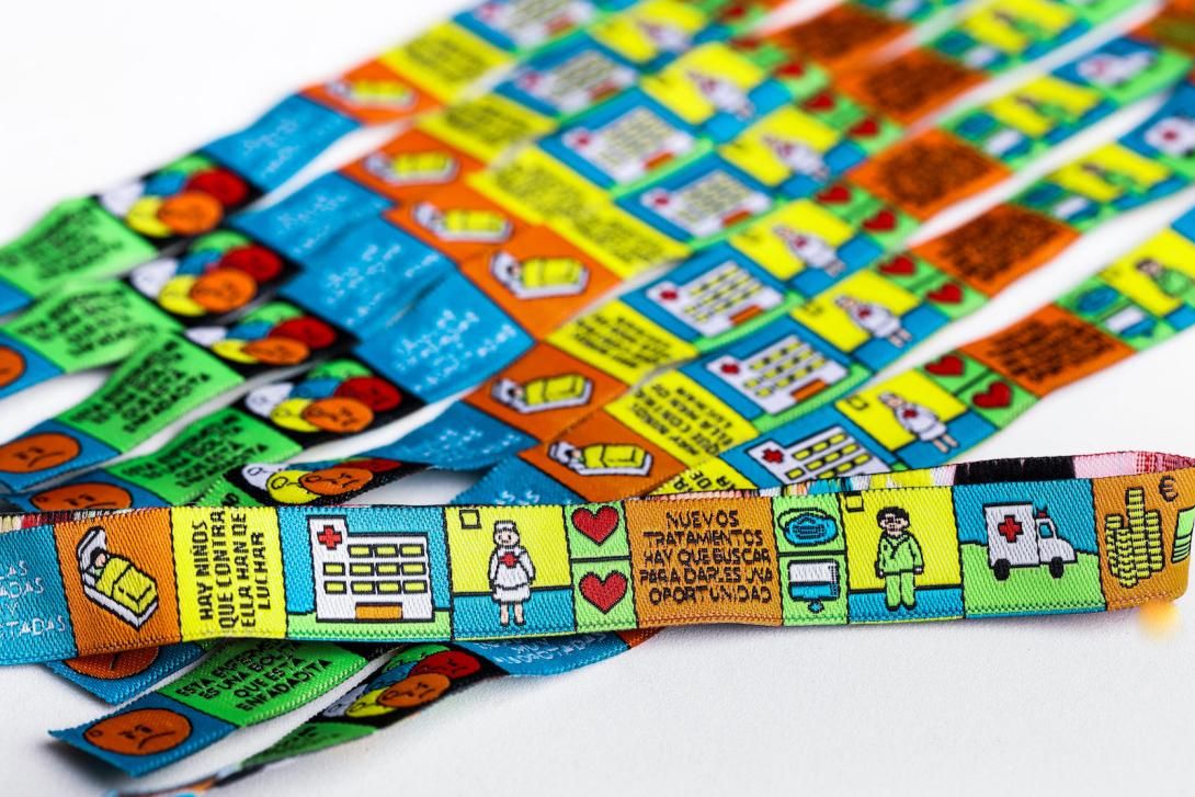 Pulseras solidarias cáncer infantil